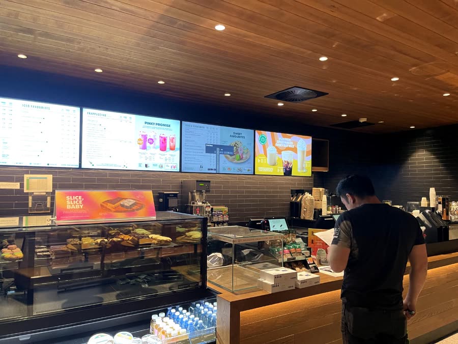 Digitimos digital signage installation