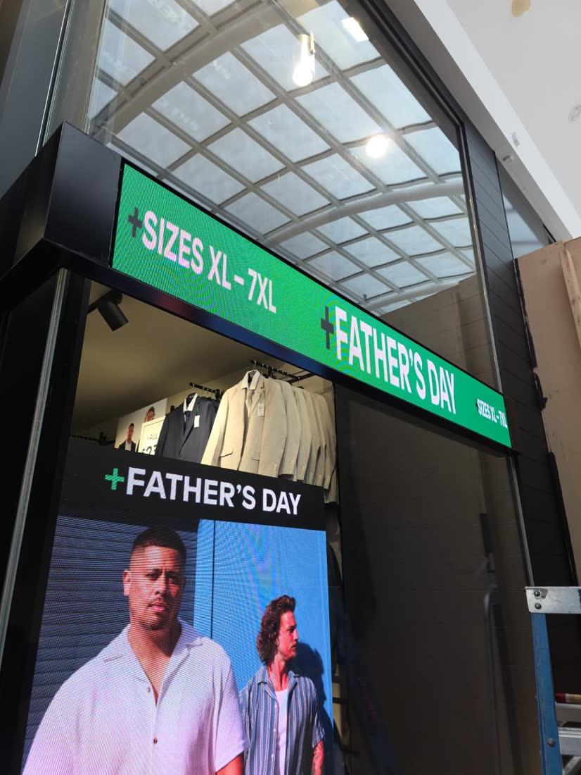 AXL — In-store digital signage